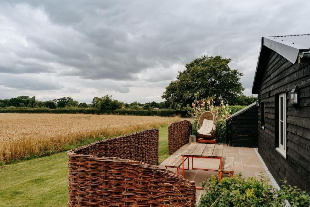 Beautiful Cottage In Bredfield Near To Woodbridge On The Suffolk Coast Exteriör bild